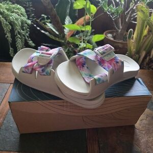 Chaco Women's Tie-Dye Sandals